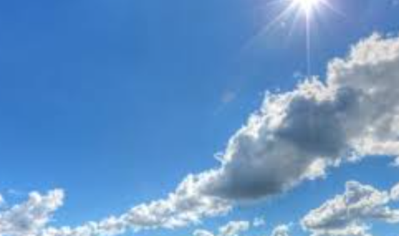 Moti të enjten, vranët dhe pasditja vende-vende riga shiu