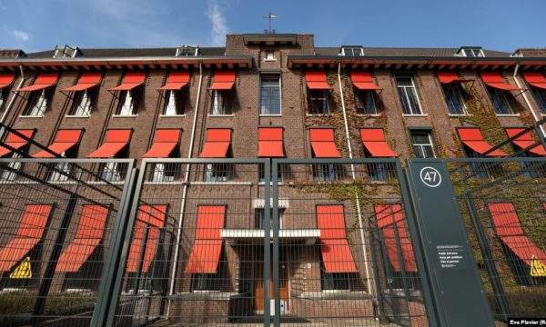 6.5 milionë u shpenzuan nga buxheti i Kosovës për mbrojtjen e të akuzuarve në Hagë dhe vizitat familjare në vitin 2025