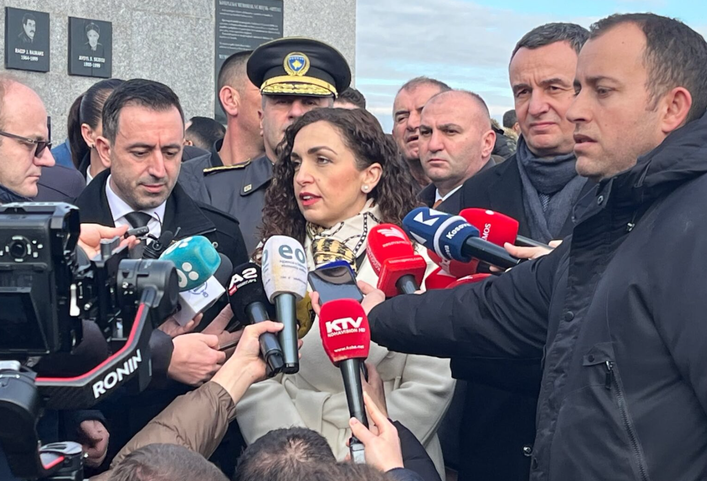 Osmani: Dhimbja është e freskët për familjet dhe për gjithë popullin e Kosovës