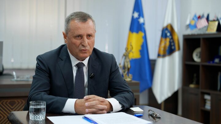 Kryeprokurori Isufaj paralajmëron aktakuzë për vrasjet e Jasharëve