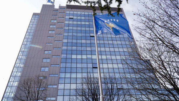 Qeveria miraton pakon e 19 të masave kundër Rusisë dhe Bjellorusisë