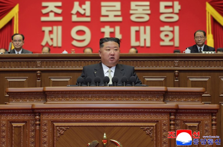 Kongresi i Kim Jong Un në Korenë Veriore, 5000 anëtarë votojnë PRO