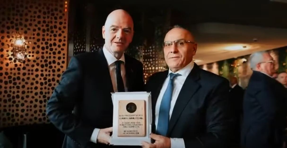 FFK-ja uron Gianni Infantinon për 10-vjetorin në krye të FIFA-s