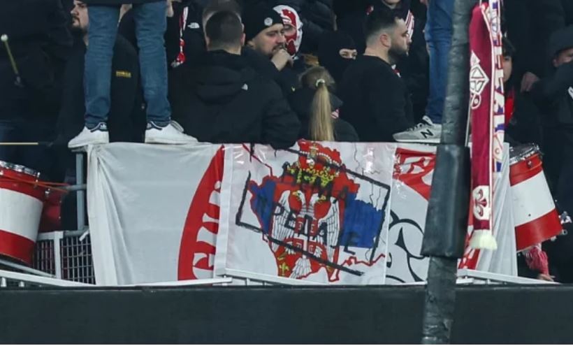 Skandal në Ligën e Evropës, tifozët e Lille vendosin flamurin famëkeq të Kosovës si pjesë e Serbisë