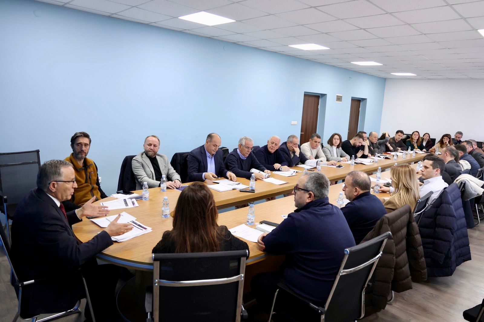 PDK-ja s’merr pjesë nëse mbahet seanca për votimin e Glauk Konjufcës president