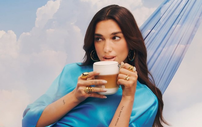 Dua Lipa bëhet ambasadore e gjigantit të kafesë