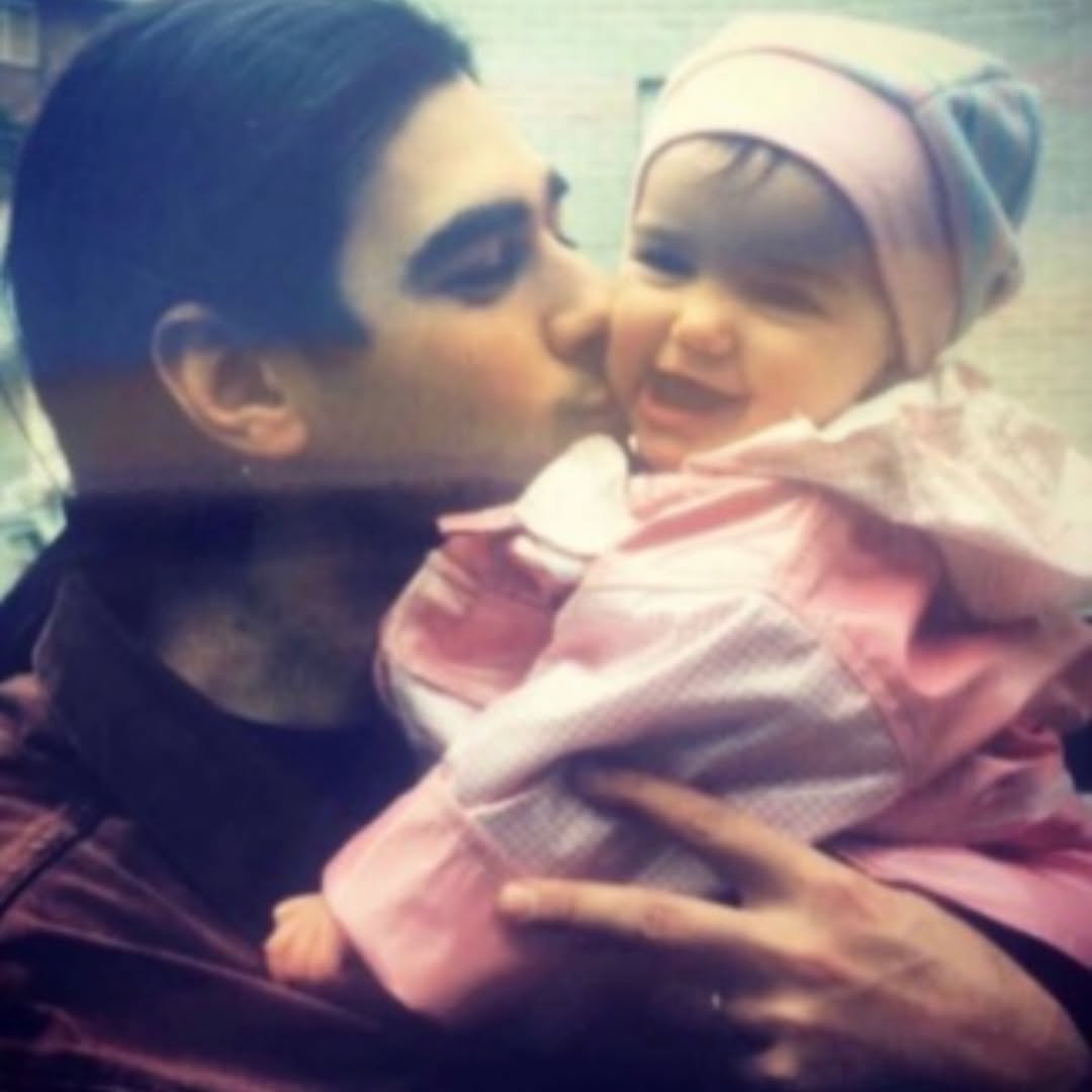 “Shoku im më i mirë!”- Babai i saj feston ditëlindjen, Dua Lipa i bën dedikimin e ndjerë! Këngëtarja ndan kujtimet e veçanta nga fëmijëria me të atin