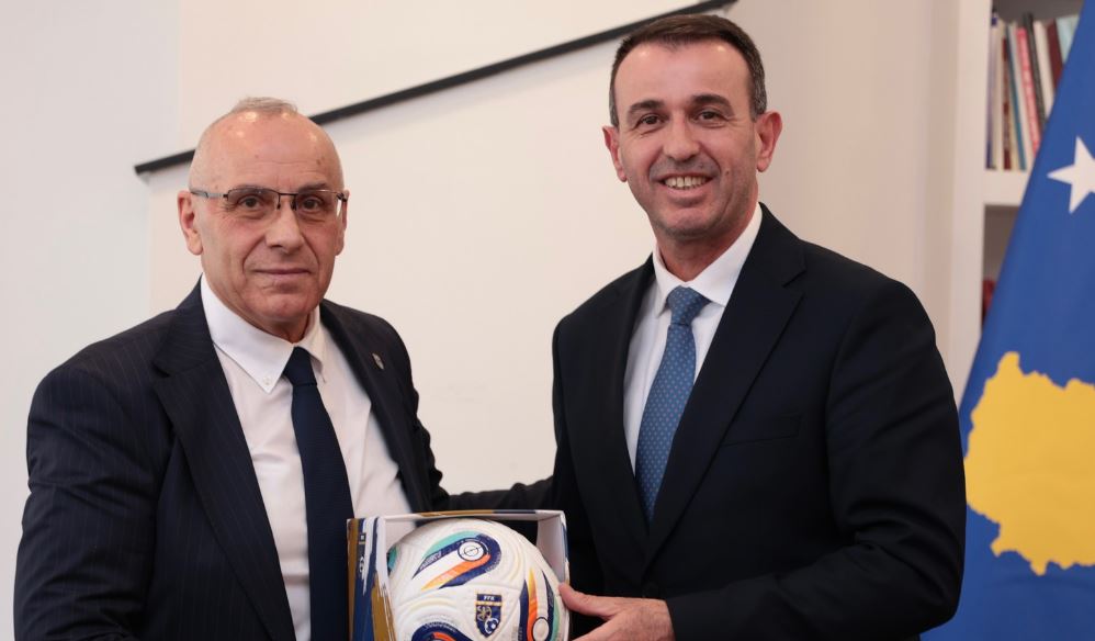 FFK zhvillon takim me ministrin e ri të Sportit, Blerim Gashani – infrastruktura mbetet prioritet