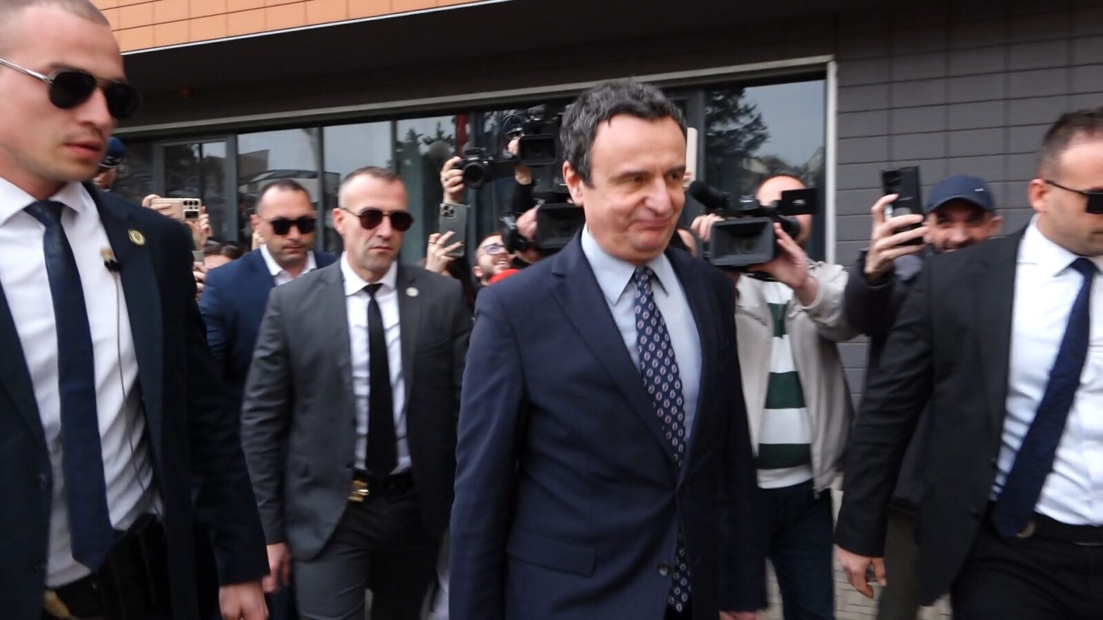 Albin Kurti feston sot ditëlindjen, mbush kaq vite jetë