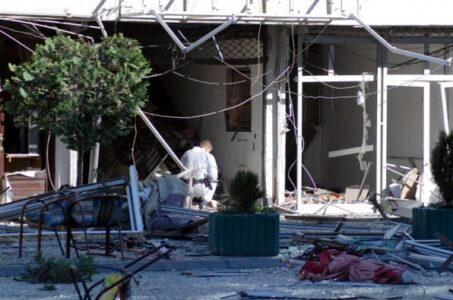 Mbrohen në heshtje të akuzuarit për rastin e shpërthimit në lokalin “Sekiraqa” ku mbetën të vdekur dy persona