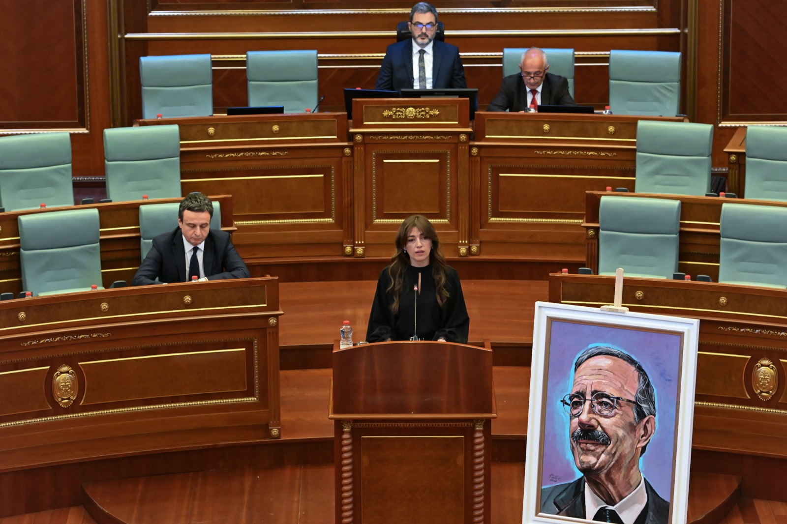 Haxhiu: Eliot Engel e deshi Kosovën, prandaj Kosova nuk do ta harrojë kurrë atë