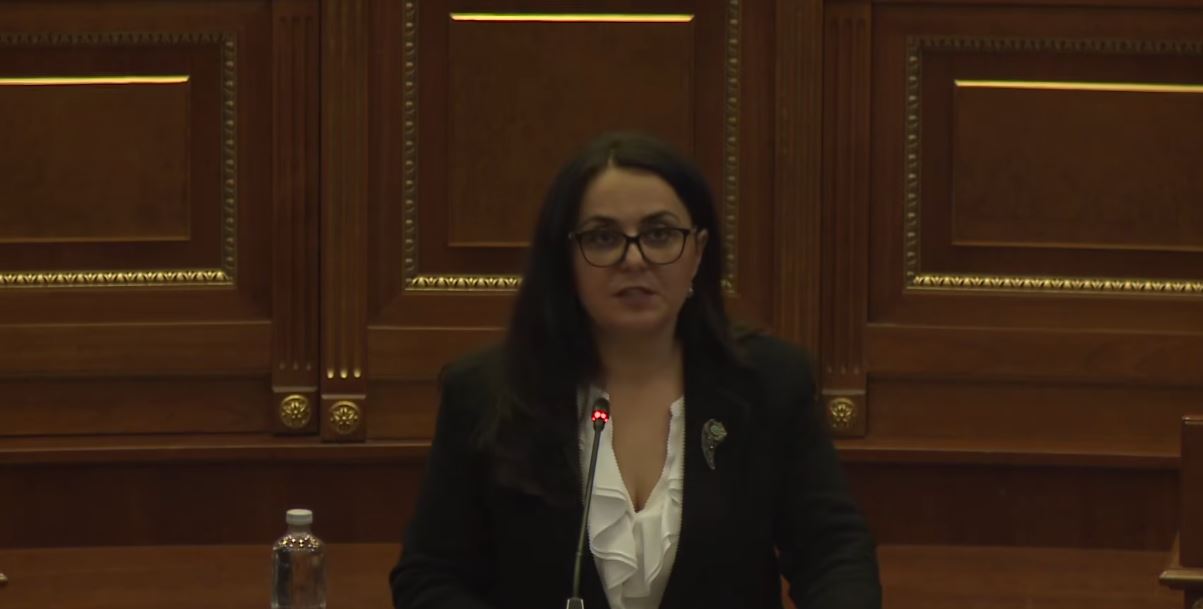 Lushaku-Sadriu për ‘dallaveret’ me njehsorë: Qytetarët u mashtruan