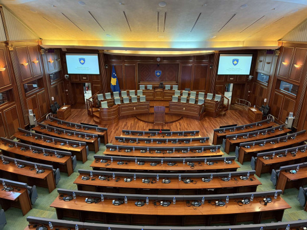 Sot mbahet seancë solemne në Kuvend për të mbijetuarit e dhunës seksuale të luftës