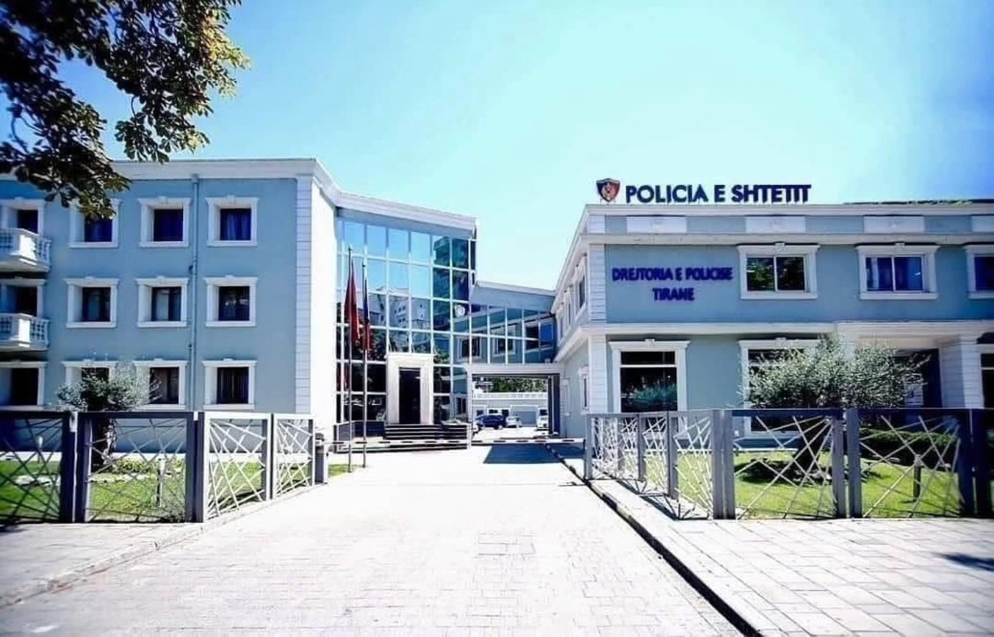 Policia e Shtetit me apel për kujdes nga mashtrimet online  