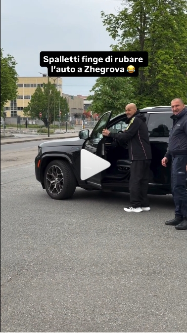 Spalletti “ngucakeq”, bën sikur po ia vjedh veturën Zhegrovës