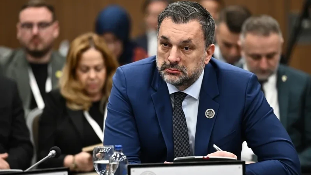 Ministri i Jashtëm boshnjak kritikon ashpër Serbinë: Po fshihni kriminelët