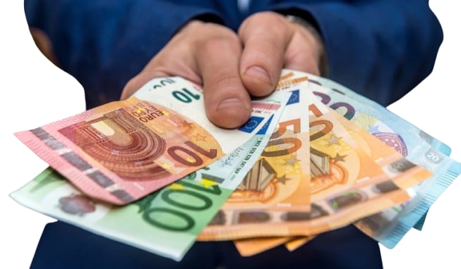 Shqipëria e treta për të ardhurat për frymë në rajon, Kosova e fundit