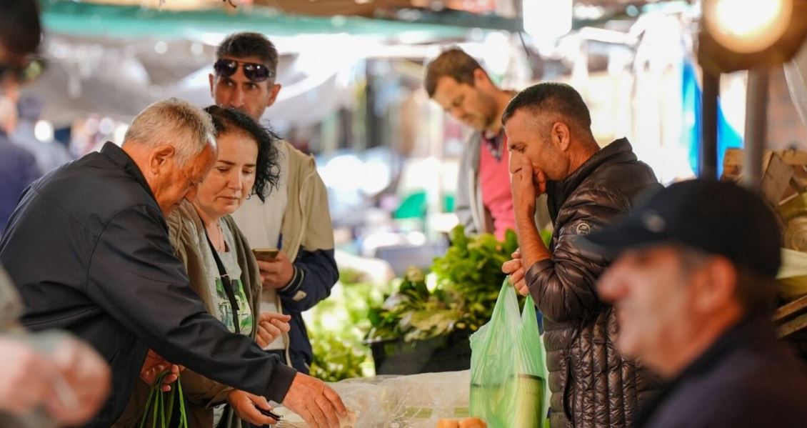 18 % e punonjësve kosovarë nuk shtyjnë dot muajin me shpenzimet që kanë