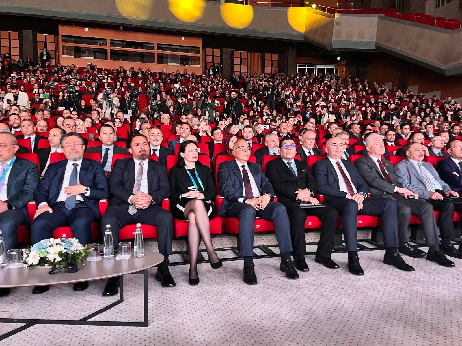 Ministrja Pacolli në Forumin Ndërkombëtar të Ujit në Stamboll, e mirëpritur në mesin e liderëve ndërkombëtarë