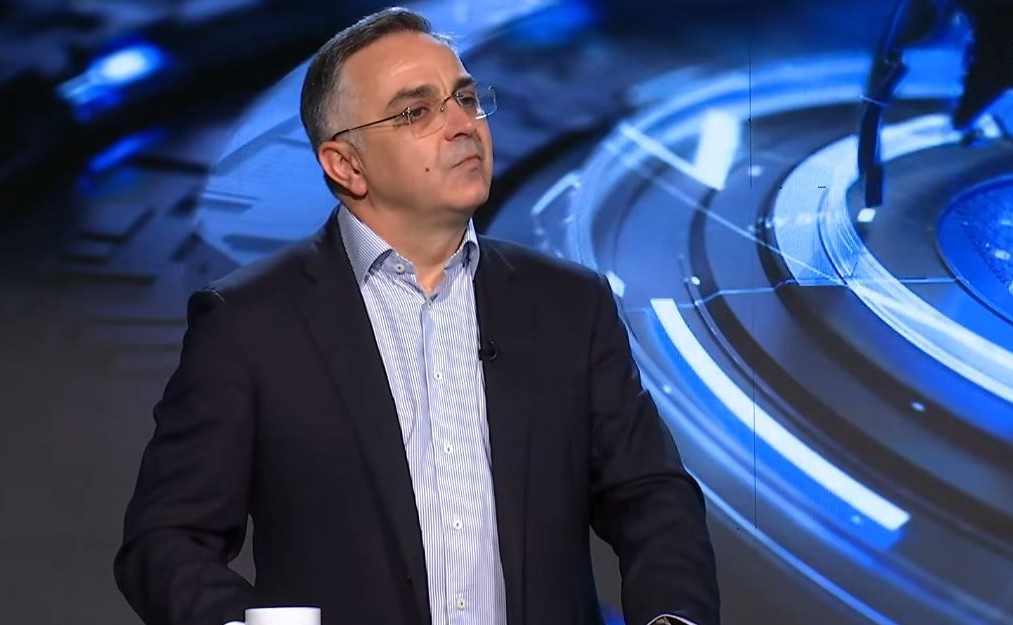 Tahiri për pagën e 13-të: 63 milionë euro mund të investoheshin te fermerët dhe bizneset e vogla