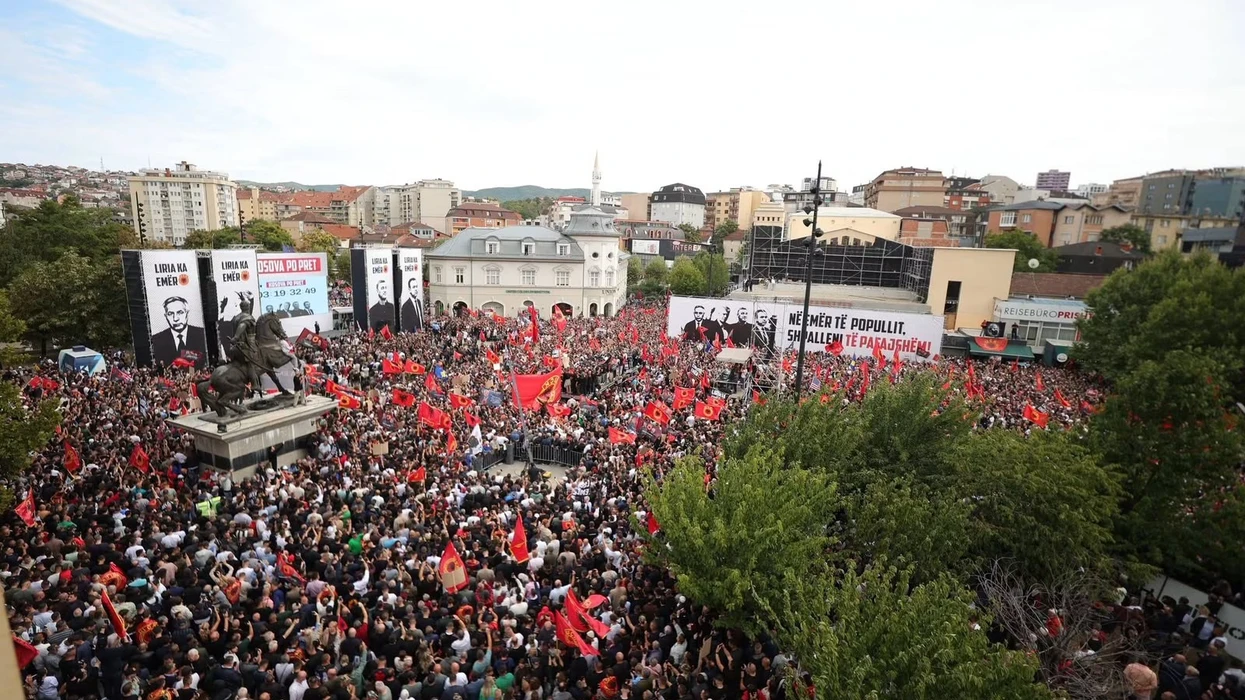 “Liria Ka Emër” falënderon rreth 100 mijë qytetarë për Marshin për Liri: Më 16 shtator presim lirinë për çlirimtarët