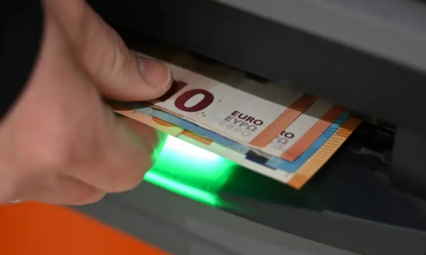 Parashikohen ndryshime në buxhetin 2026: 102 milionë euro për pagën e 13-të dhe përvojën e punës, 20 milionë për pensionistët